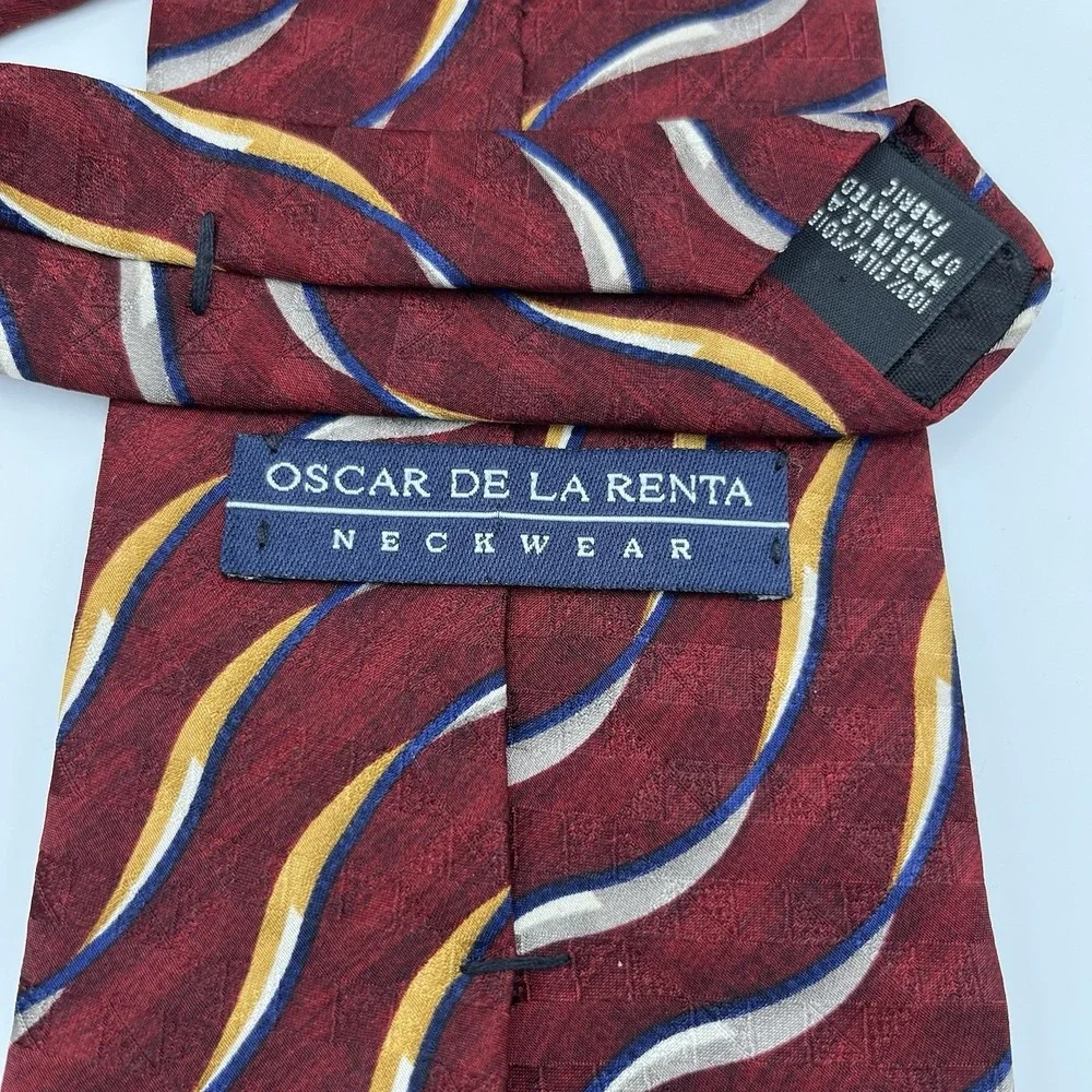 Oscar de la Renta Mens Tie Abstract Waves